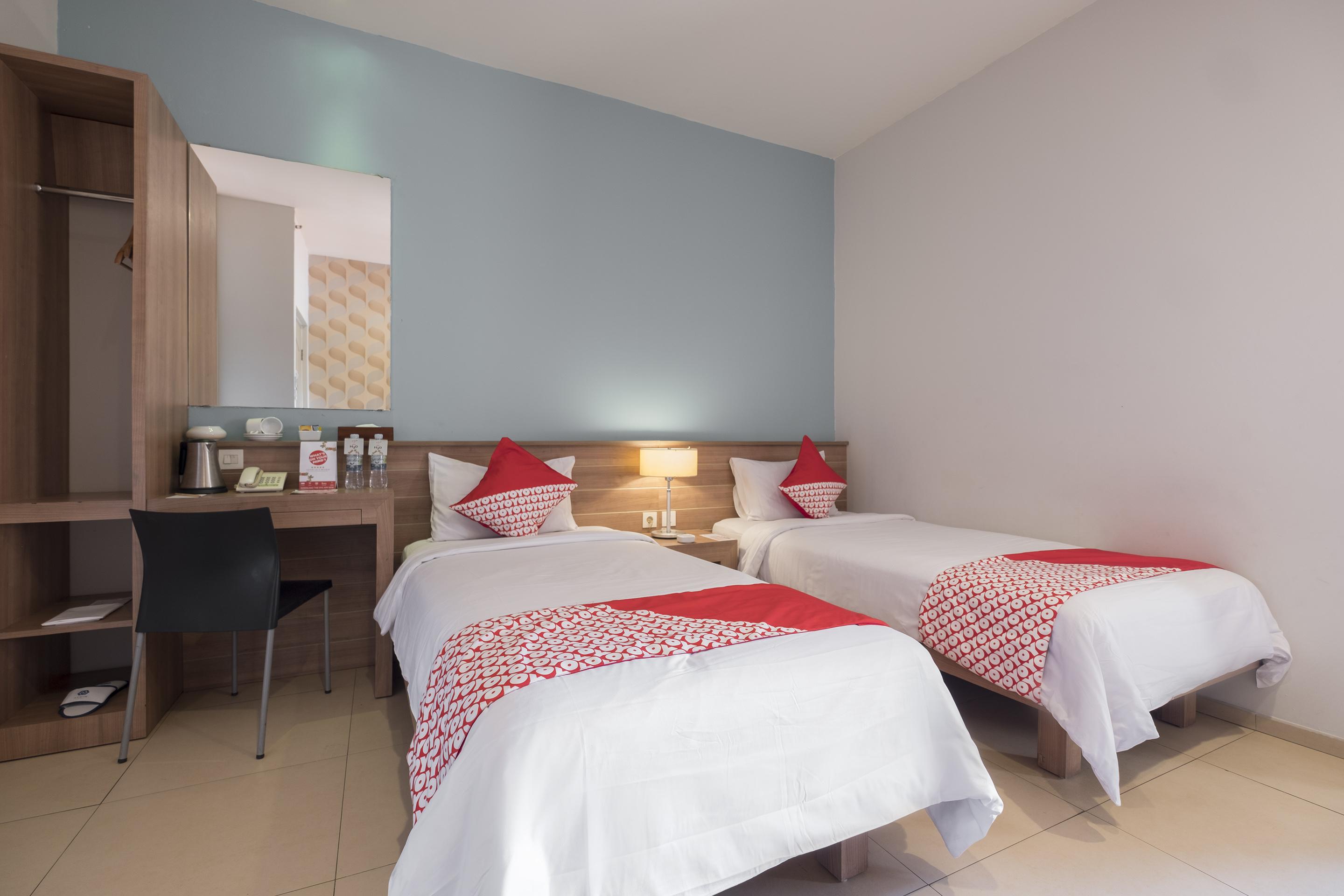 Aswin Hotel And Spa Макасар Экстерьер фото